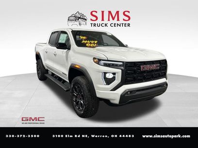 New 2025 GMC Canyon Elevation w/ Convenience Package