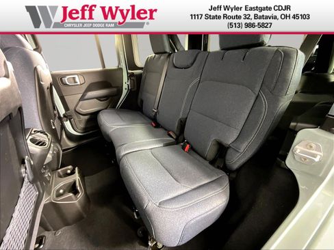 New 2026 Jeep Wrangler Unlimited Sahara w/ Rockslide Package AWD/4WD image 17