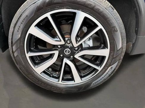 Used 2020 Nissan Rogue SL w/ Premium Package AWD/4WD image 30