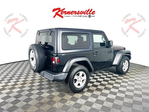 Used 2022 Jeep Wrangler Sport S image 7