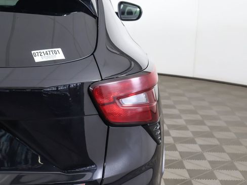 Used 2025 Chevrolet Trax RS w/ Driver Confidence Package image 17