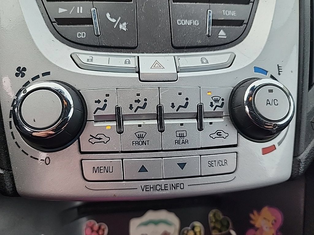 Used 2015 Chevrolet Equinox LS AWD/4WD image 13