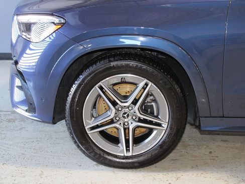 Used 2025 Mercedes-Benz GLE 450 4MATIC image 6