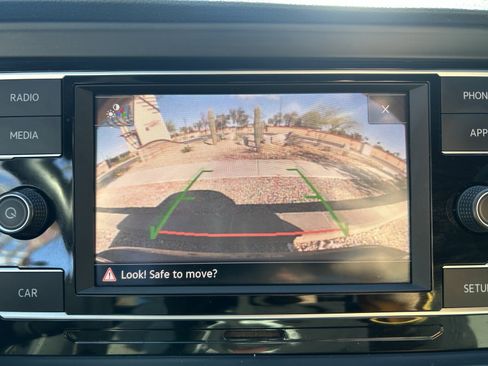 Used 2019 Volkswagen Jetta R-Line image 23