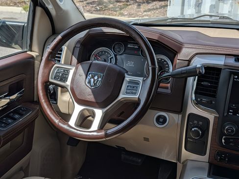 Used 2018 RAM 2500 Laramie image 19