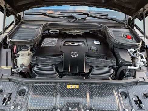 Used 2021 Mercedes-Benz Maybach GLS 600 Maybach GLS 600 image 31