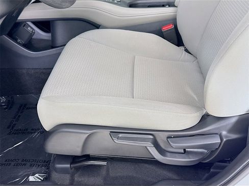 Used 2020 Honda HR-V LX image 18