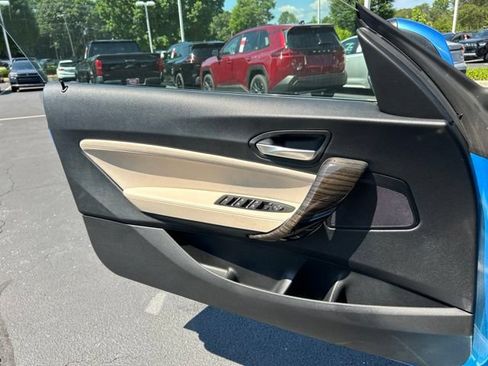 Used 2020 BMW 230i Convertible w/ Premium Package RWD image 27
