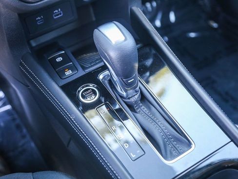 Certified 2024 Nissan Kicks SV image 18