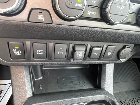 Used 2023 Toyota Tacoma TRD Pro image 16