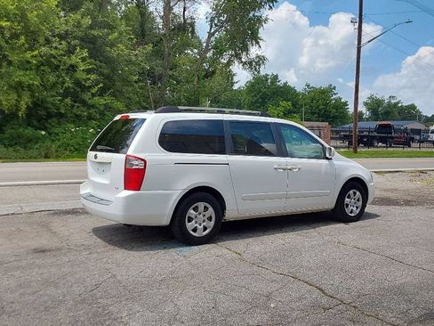 Used 2008 Kia Sedona LX FWD image 6