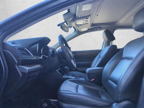 Used 2016 Subaru Outback 2.5i Limited image 11