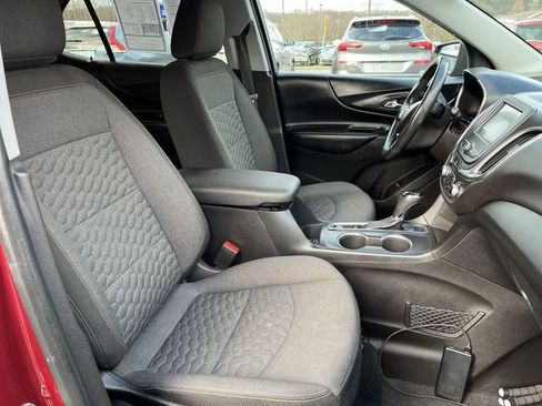 Used 2018 Chevrolet Equinox LT image 26