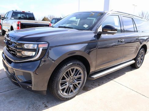 New 2026 Ford Expedition Max Platinum w/ Stealth Appearance Package image 13