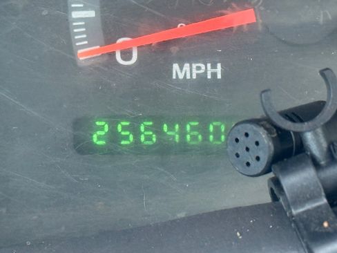 Used 2002 Ford F150 XLT image 23