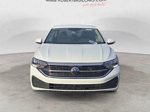 Used 2024 Volkswagen Jetta S image 8