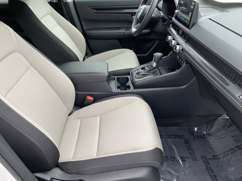 Used 2026 Honda CR-V LX image 9