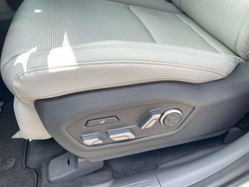 New 2026 Hyundai Santa Fe Calligraphy FWD image 17