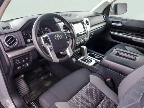Used 2020 Toyota Tundra SR5 w/ SR5 Upgrade Package AWD/4WD image 13