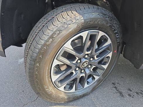 New 2026 Toyota Tundra Limited AWD/4WD image 26