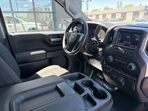 Used 2024 Chevrolet Silverado 1500 W/T w/ WT Value Package AWD/4WD image 9