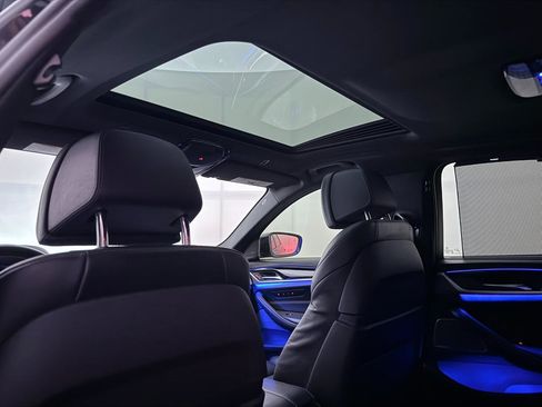 Used 2019 BMW M550i xDrive w/ Dynamic Handling Package AWD/4WD image 24