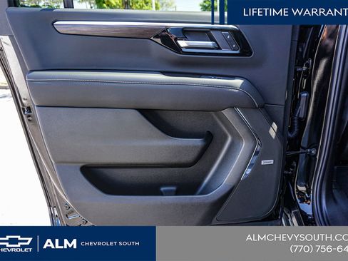 New 2026 Chevrolet Suburban Premier RWD image 53