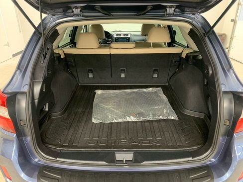 Used 2016 Subaru Outback 2.5i Limited image 6