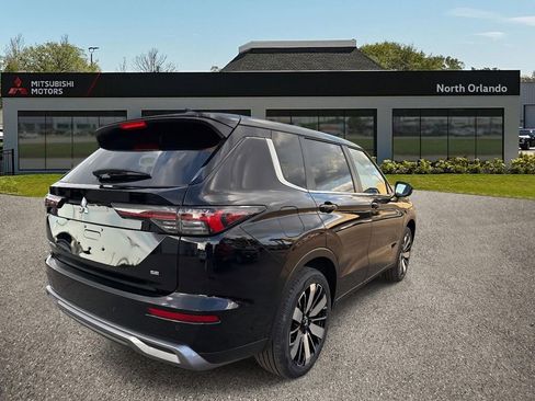 New 2026 Mitsubishi Outlander SE FWD image 6