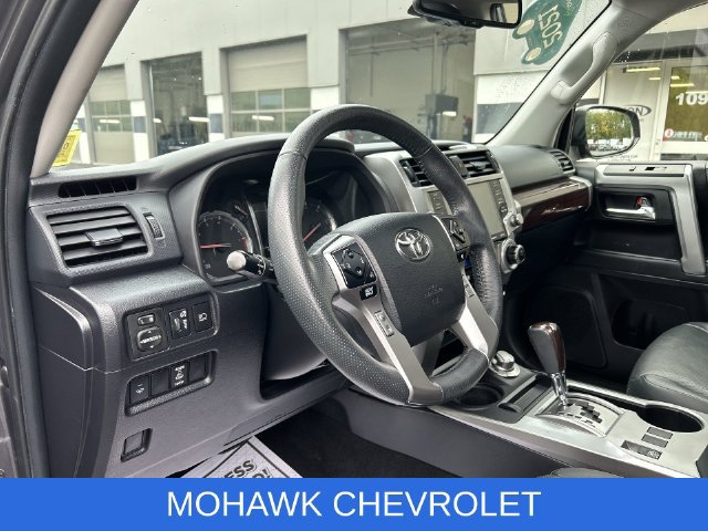 Used 2021 Toyota 4Runner Limited AWD/4WD image 11