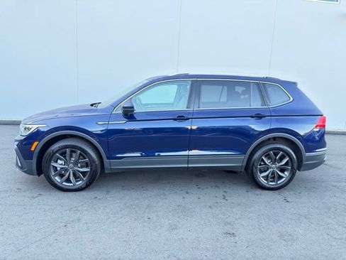 Used 2024 Volkswagen Tiguan SE AWD/4WD image 10