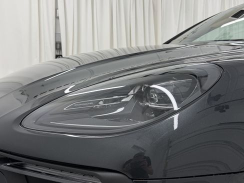 New 2026 Porsche Macan S image 17