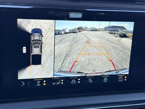 Used 2023 GMC Sierra 1500 AT4 w/ AT4 Premium Package AWD/4WD image 23