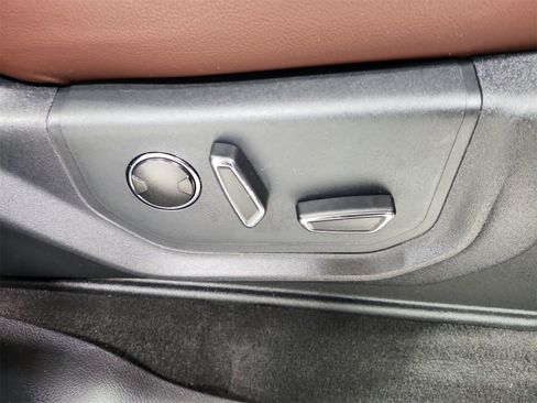 Used 2024 Ford Expedition Max Limited image 42