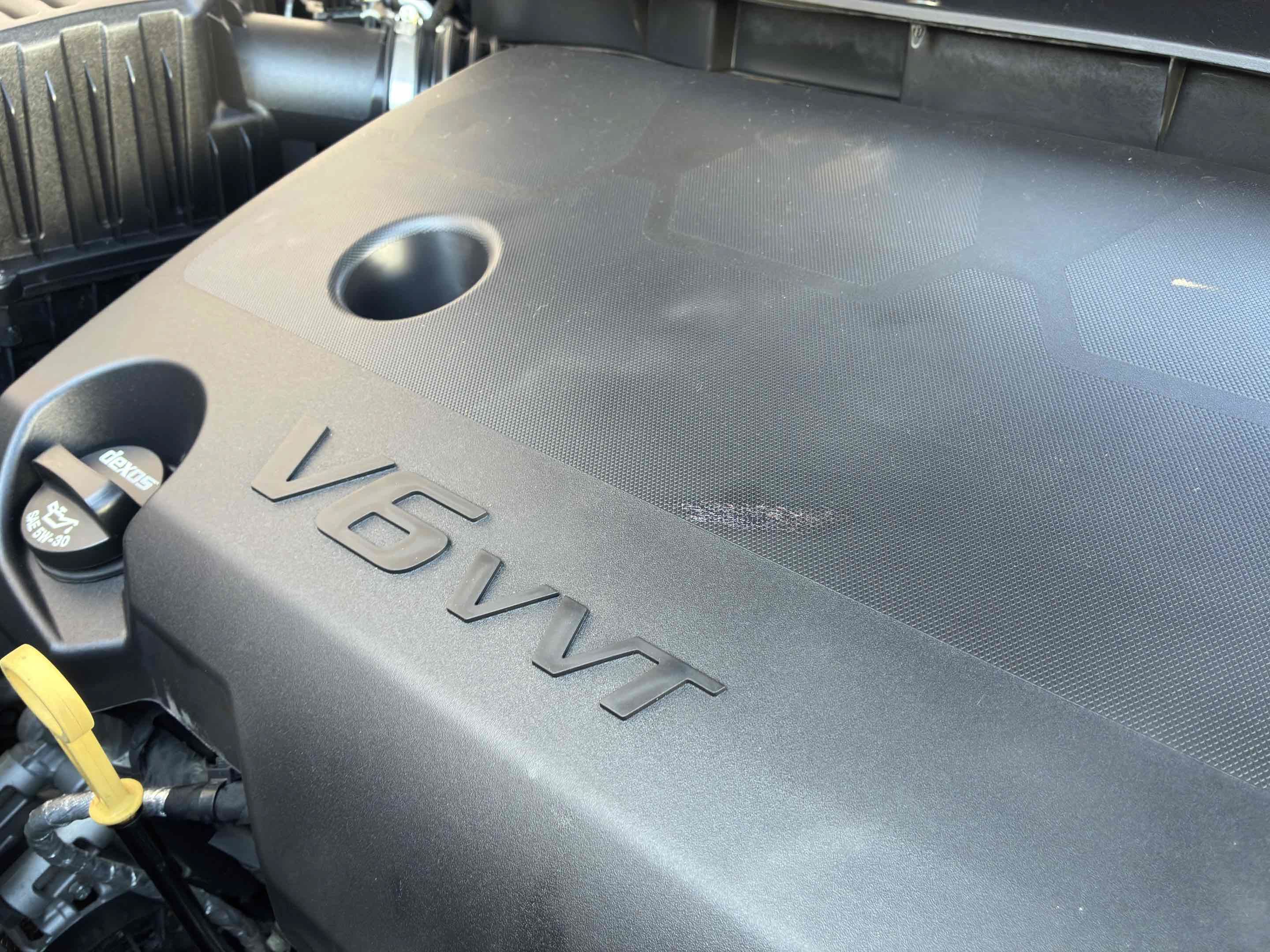 Used 2020 Chevrolet Traverse LT FWD image 58