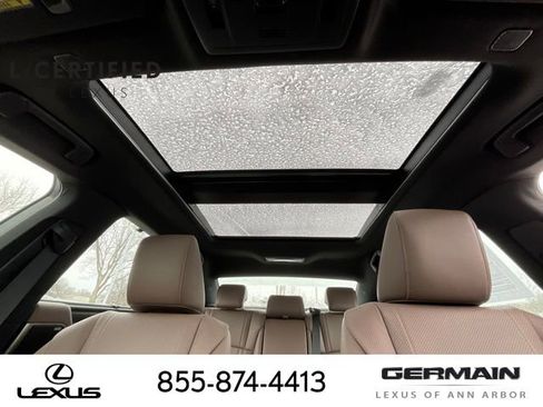 Used 2024 Lexus ES 350 Ultra Luxury image 20