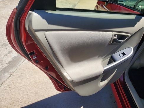 Used 2015 Toyota Prius Two FWD image 14
