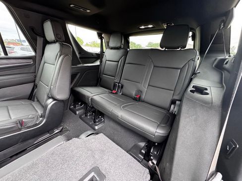 Used 2022 GMC Yukon Denali AWD/4WD image 12