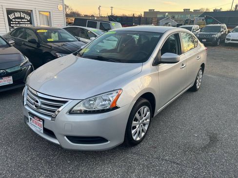 Used 2015 Nissan Sentra SV w/ Navigation Package FWD image 3