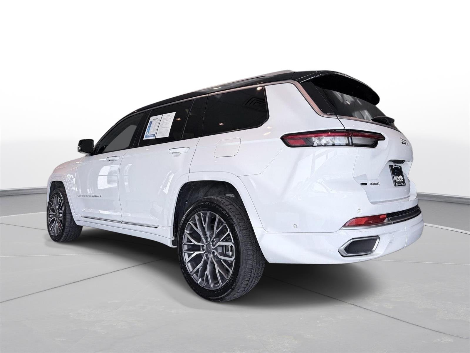Used 2022 Jeep Grand Cherokee L Summit AWD/4WD image 7