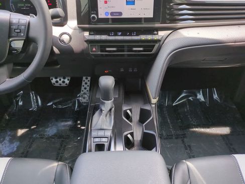 Certified 2026 Toyota Camry SE FWD image 18