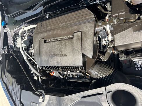 Used 2025 Honda Pilot EX-L image 36