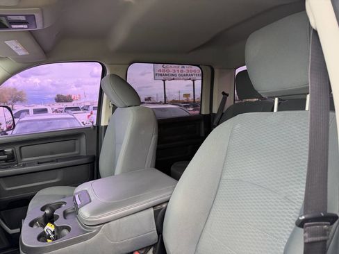 Used 2017 RAM 2500 Tradesman w/ Chrome Appearance Group image 28