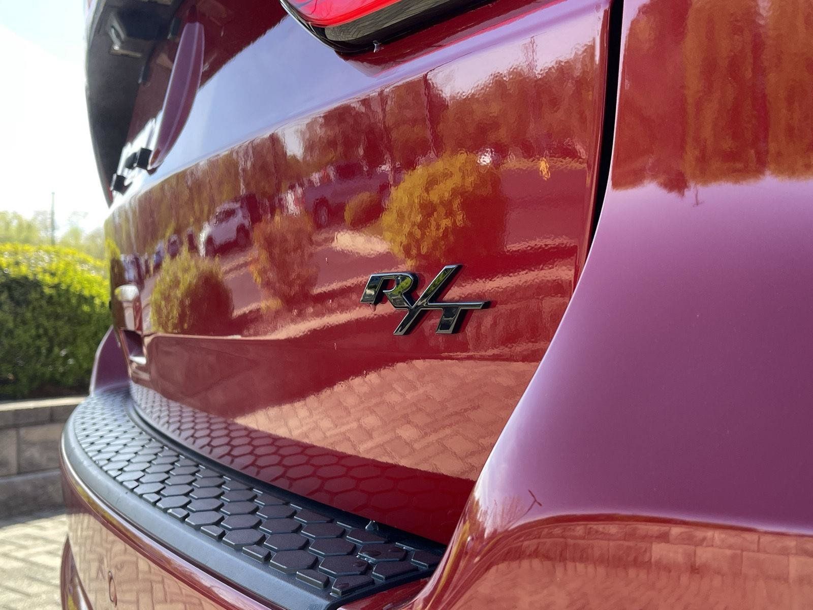 Used 2020 Dodge Durango R/T w/ Blacktop Package AWD/4WD image 11