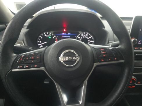 Used 2023 Nissan Altima 2.5 SV image 24