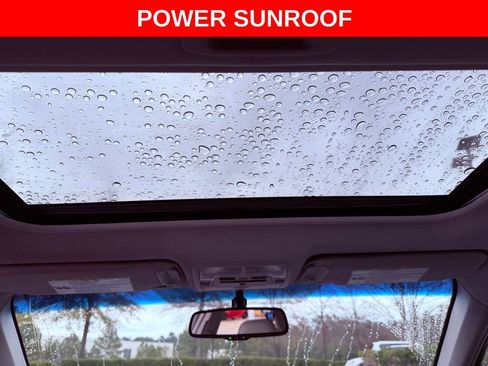 Used 2016 Toyota Camry XLE image 6