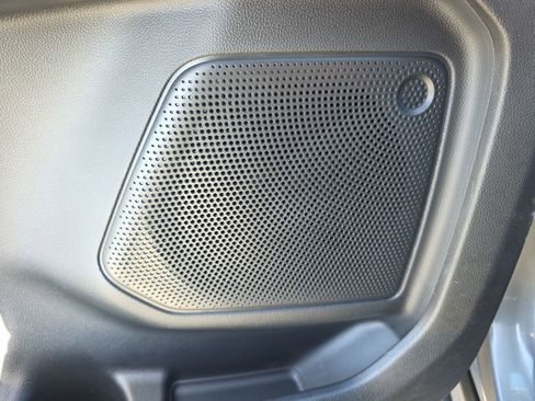 Used 2025 Ford Escape SE image 18