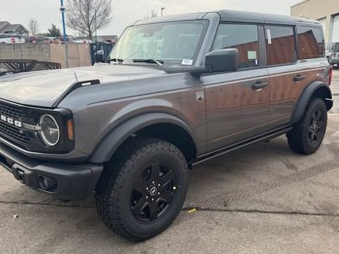 New 2025 Ford Bronco Big Bend w/ Black Diamond Package image 3