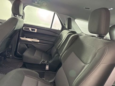 Certified 2022 Ford Explorer XLT w/ Class IV Trailer Tow Package image 13