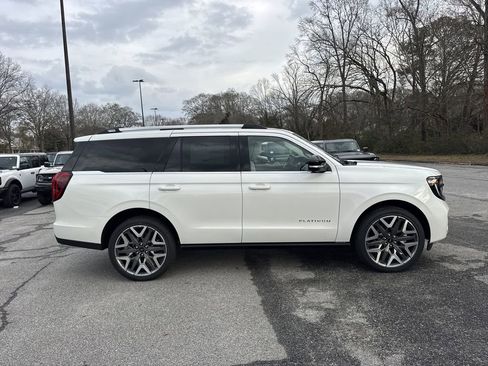 New 2026 Ford Expedition Platinum w/ Platinum Ultimate Package image 8
